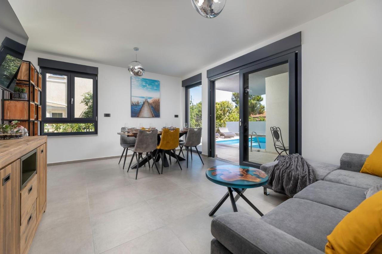 Luxury Villa Adria Apartments Крк Экстерьер фото