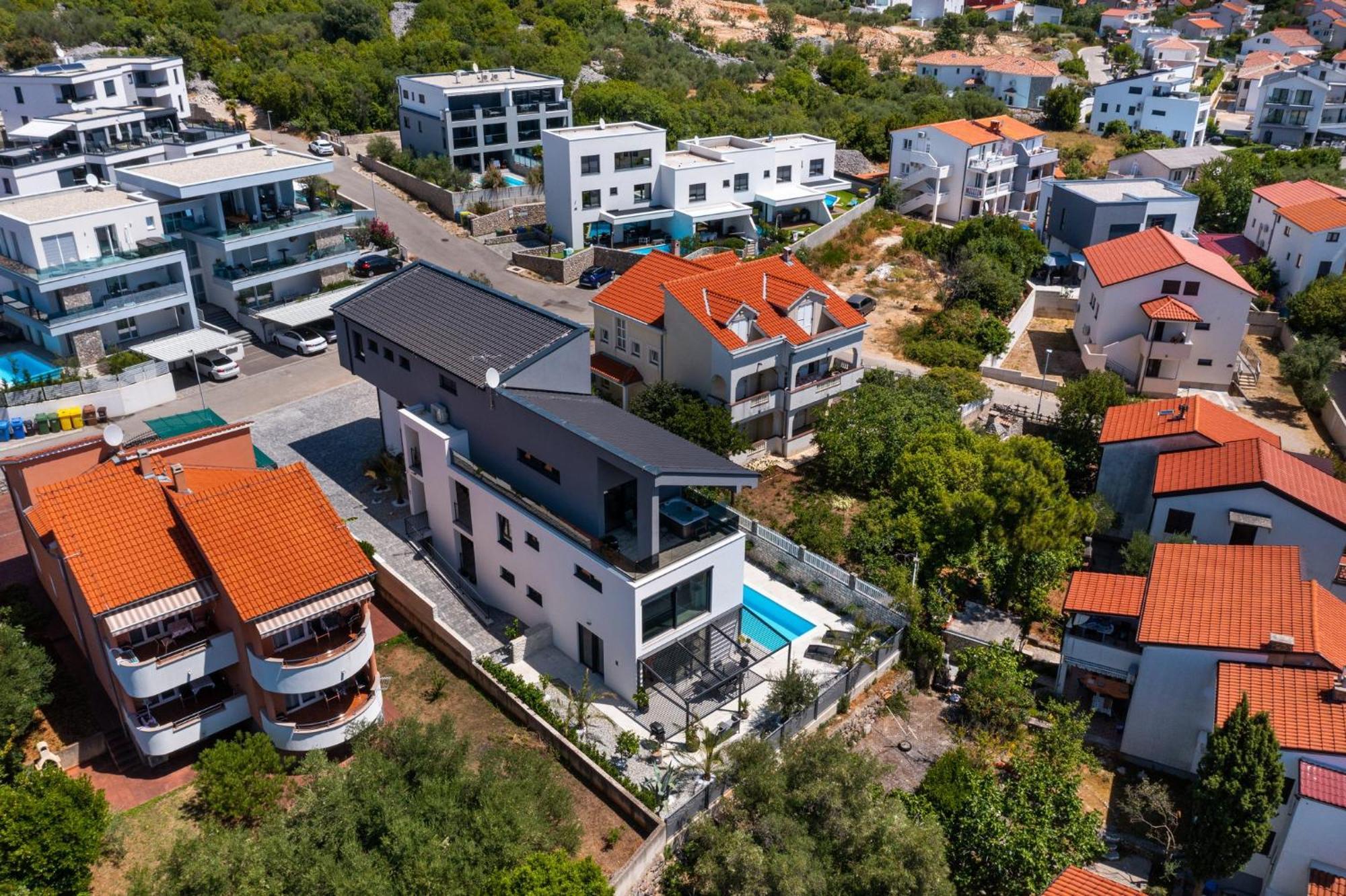 Luxury Villa Adria Apartments Крк Экстерьер фото