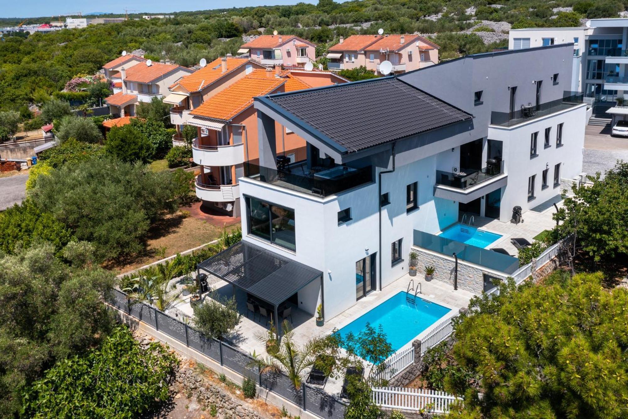 Luxury Villa Adria Apartments Крк Экстерьер фото