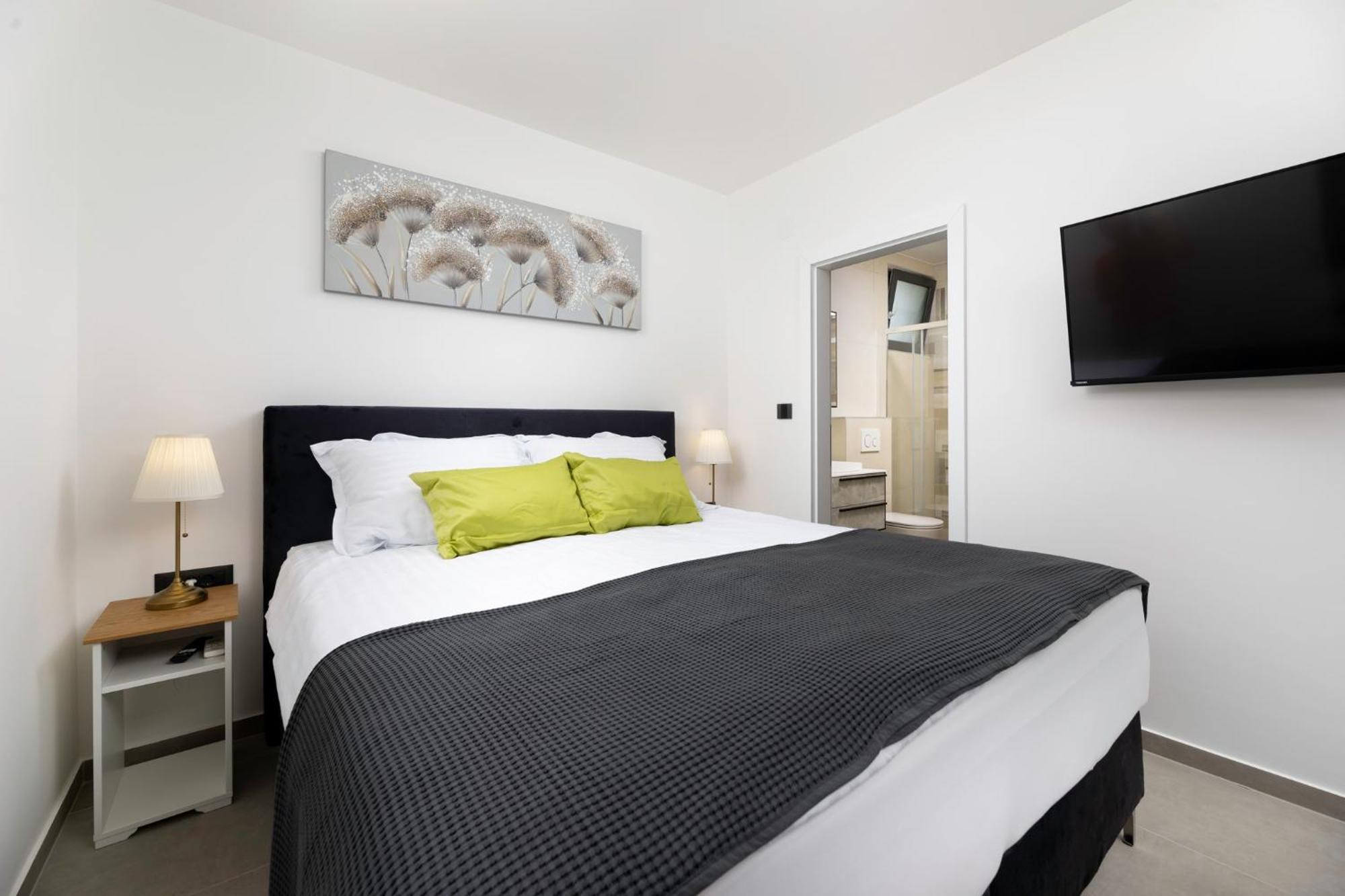 Luxury Villa Adria Apartments Крк Экстерьер фото
