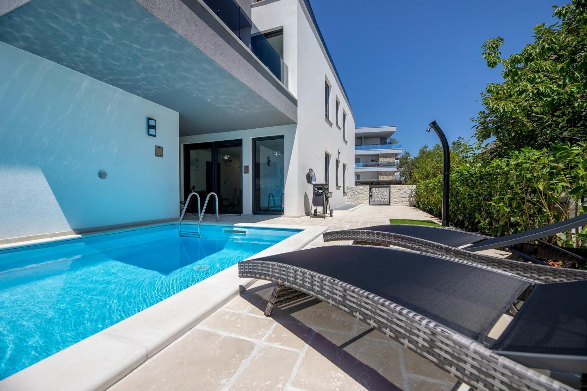 Luxury Villa Adria Apartments Крк Экстерьер фото